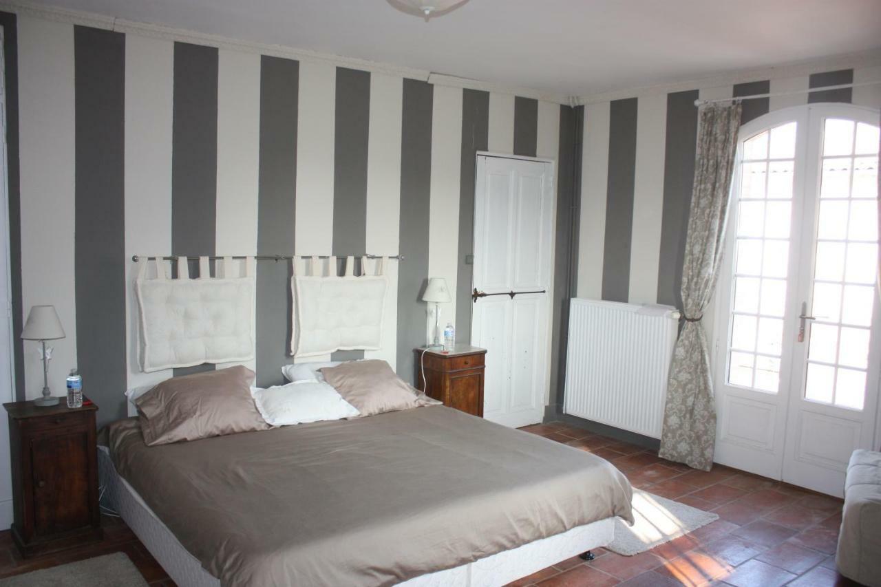 Presbytere De Jonquiere Bed & Breakfast Lavaur  Eksteriør bilde