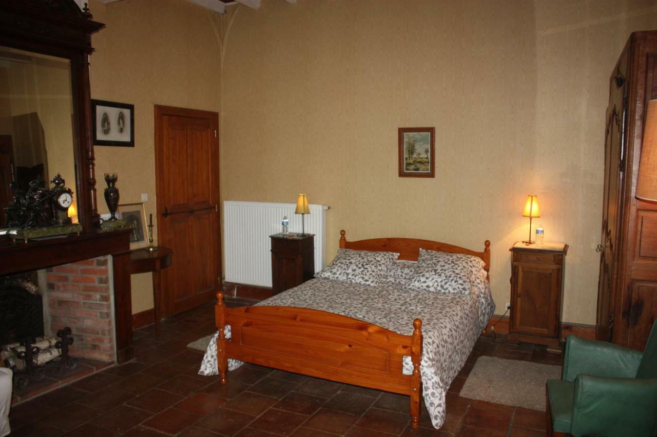 Presbytere De Jonquiere Bed & Breakfast Lavaur  Eksteriør bilde